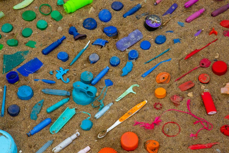 Investors urge plastic producers to act amid recycling setbacks
