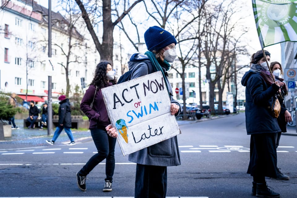 Climate advocacy of biggest insurers and pension funds under fire